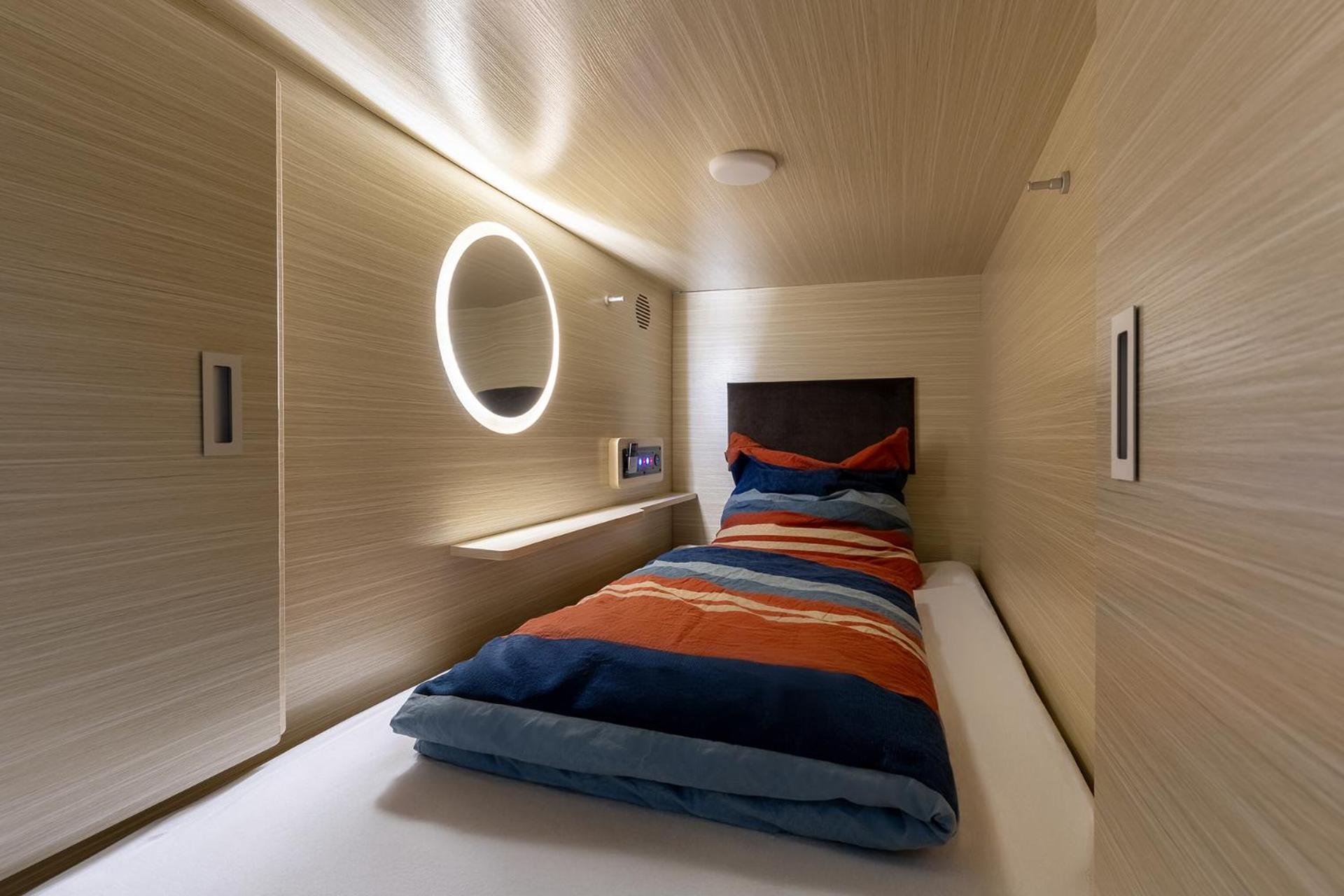Mue Cubes - Capsule Hotel Basel Eksteriør bilde