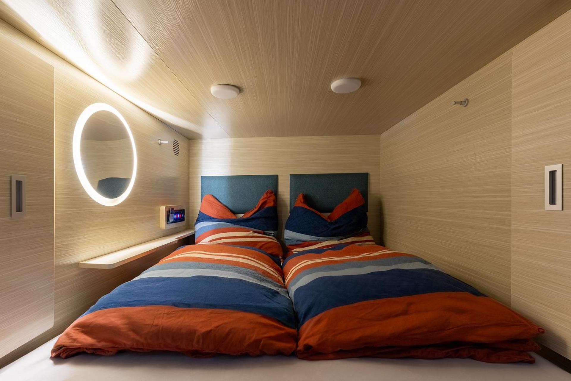 Mue Cubes - Capsule Hotel Basel Eksteriør bilde